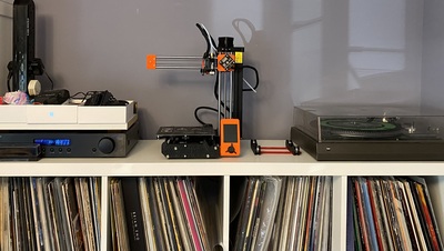 Prusa Mini in its setting